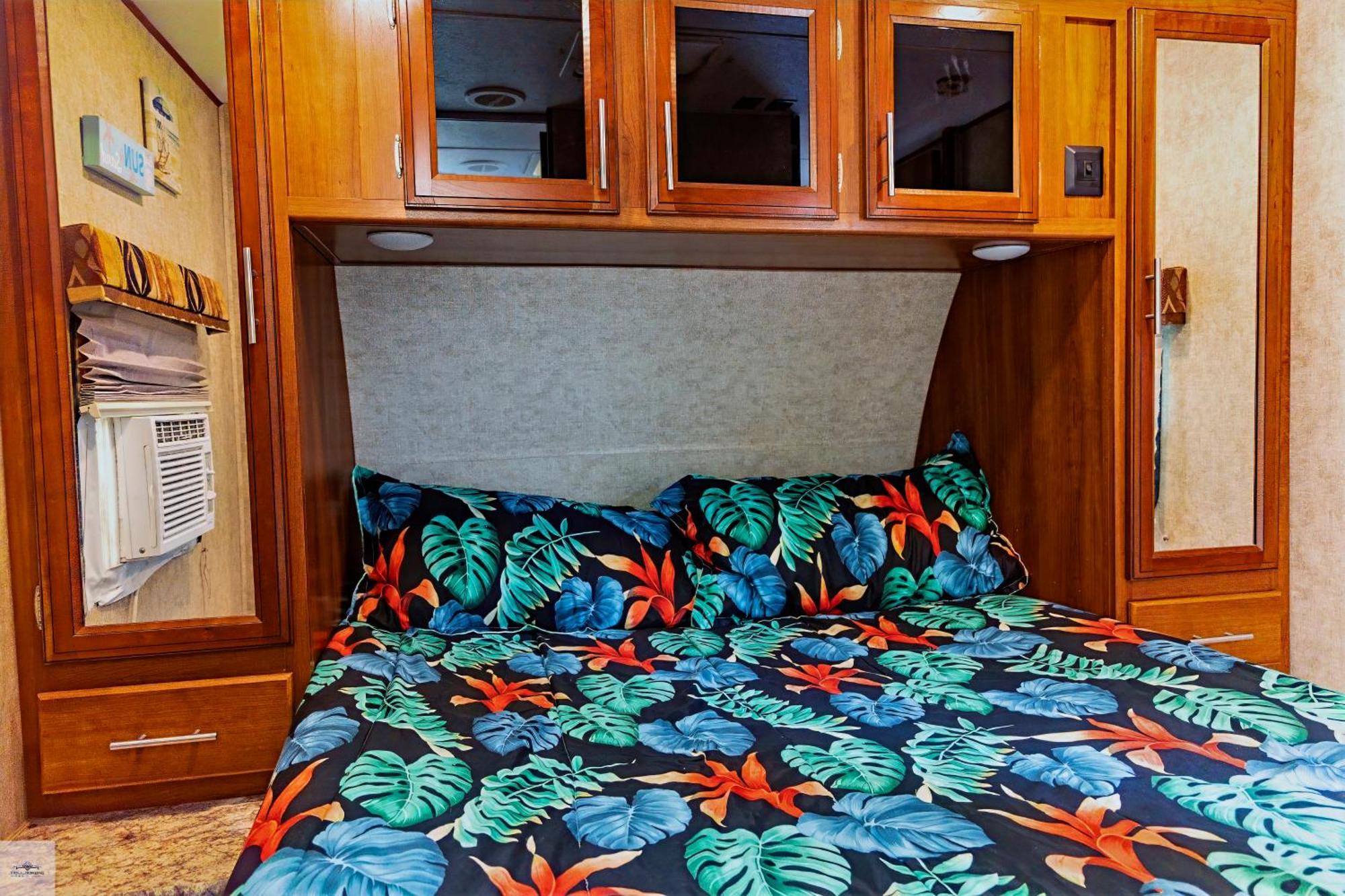 Blue Dolphin Inn And Cottages Гранд Айл Екстериор снимка